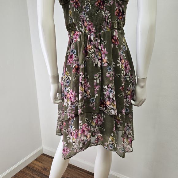 White House Black Market 12P Dress Fairy Floral Velvet Trim Y2K Green Asymmetric - Picture 8 of 16